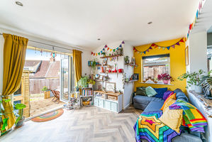 Photo 16- click for photo gallery